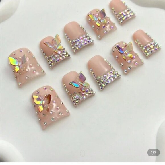 Butterfly Rhinestone Nail Set - Picture 1 of 2